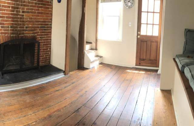 525 S. Leithgow Street Gallery 2