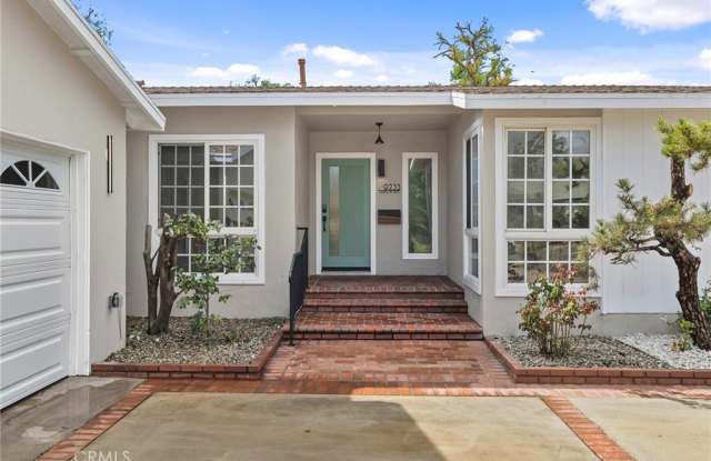 9233 Swinton photos photos