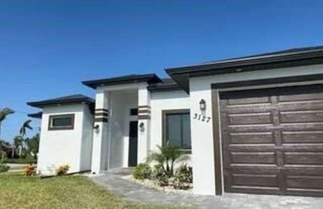 3127 NW 42nd photos photos