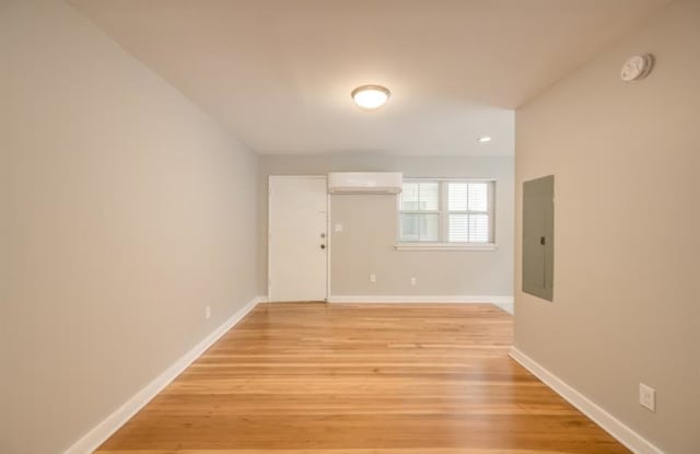 880 Saint Charles Avenue NE # 4 Gallery 2