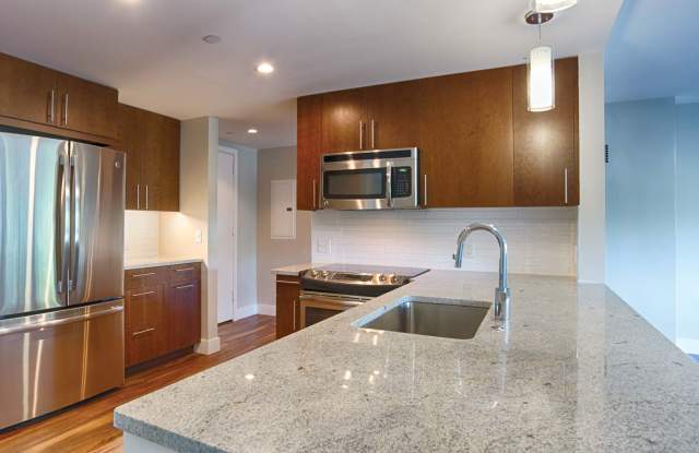 Park Towne Place Apartment Homes Gallery 3