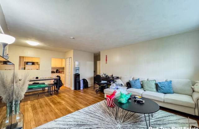 11 Hodges Ave. - 11 Hodges Avenue, Quincy, MA 02171