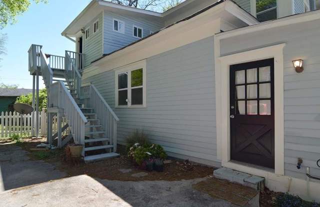 39 Howard Street NE Gallery 2