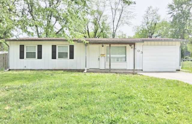 8703 E 92nd St photos photos