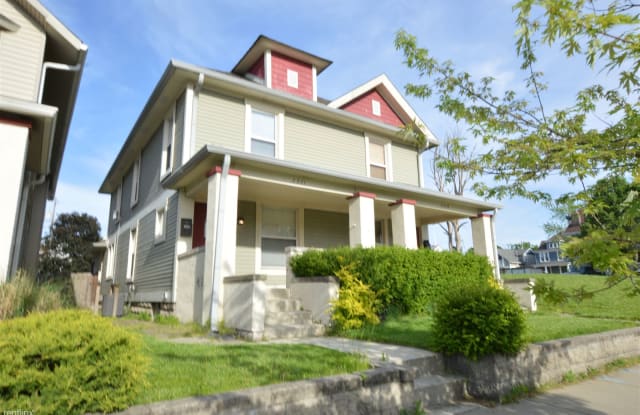 Must See 3 Bedroom in Fall Creek Place - 2321 Central Avenue, Indianapolis, IN 46205