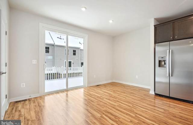 42560 SHANDWICK TER Gallery 4