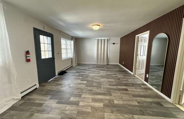 1241 Ridgebury Road Gallery 4