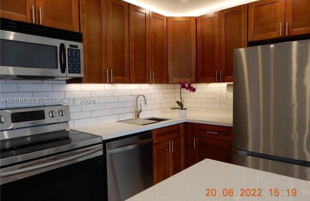 7175 NW 179th St photos photos