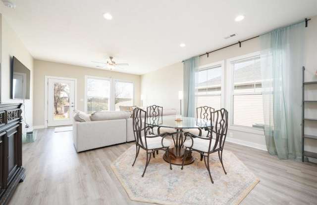 6553 Valley Brook Trace Gallery 4