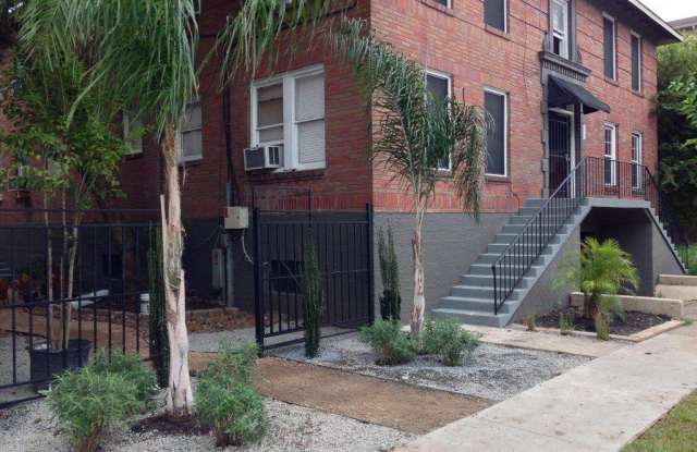 1624 Holman St Gallery 3