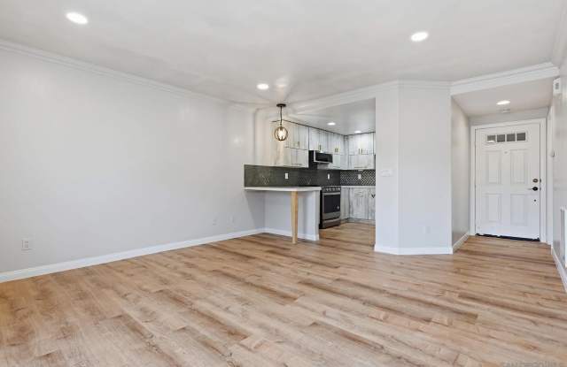 3993 Jewell St Gallery 1
