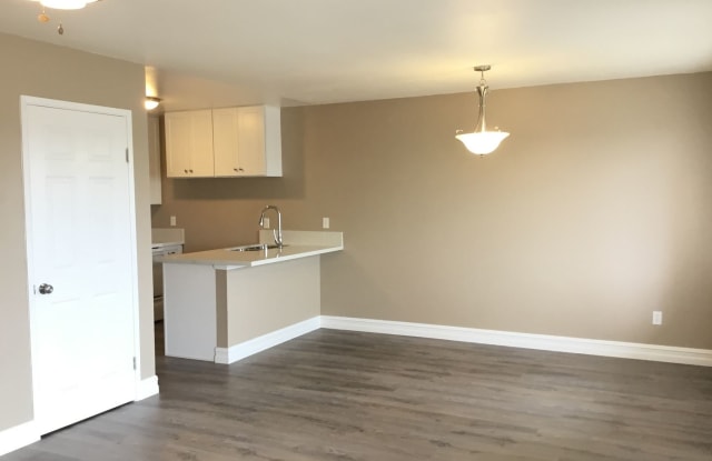 2983 Cowley Way #78 - 2983 Cowley Way, San Diego, CA 92117