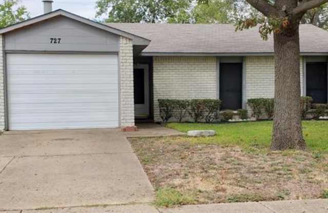 727 Wandering Way Drive - 727 Wandering Way Drive, Allen, TX 75002