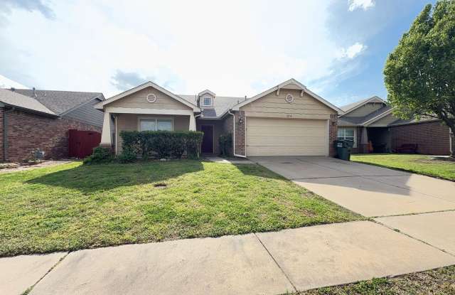 Welcome to your new 3 bedroom, 2 bath home in this wonderful Lake Valley community! photos photos