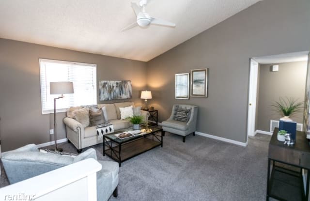 1456 Bluebird Ter, Saint Louis MO - 1456 Bluebird Ter, Brentwood, MO 63144