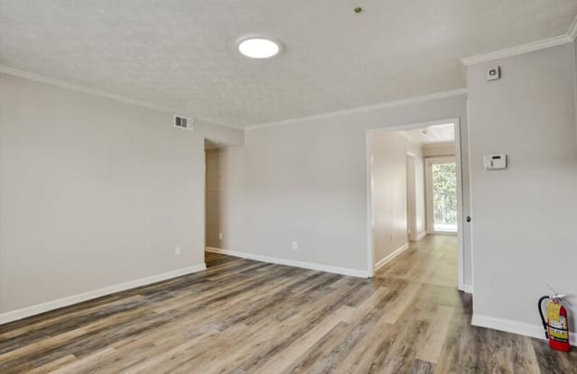 365 G Winding River Drive - 365 Winding River Drive, Sandy Springs, GA 30350