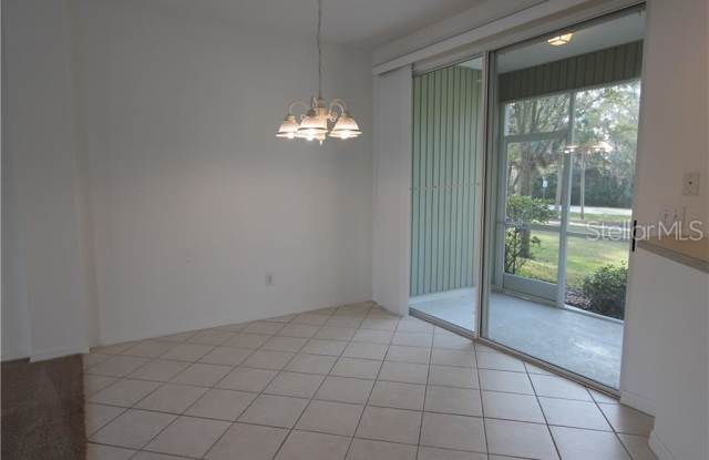 12440 COUNTRY WHITE CIRCLE Gallery 4