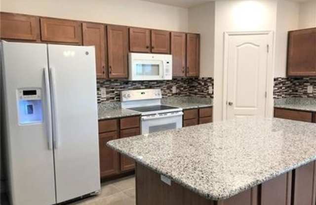 Charming 3BR Townhome in Lakeland photos photos