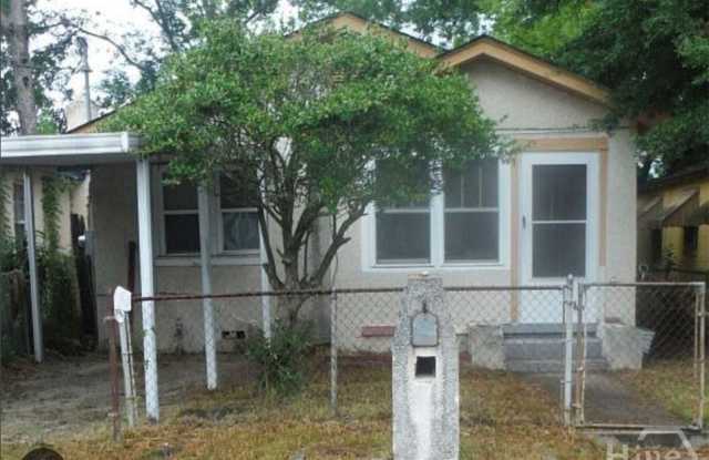 1208 Murphy Avenue Gallery 1