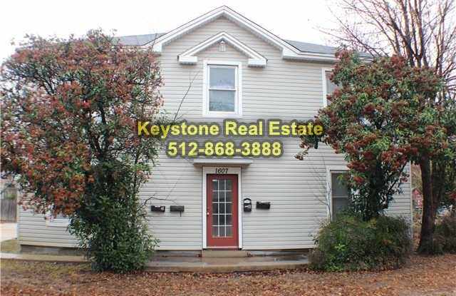 1607 South Austin Avenue photos photos