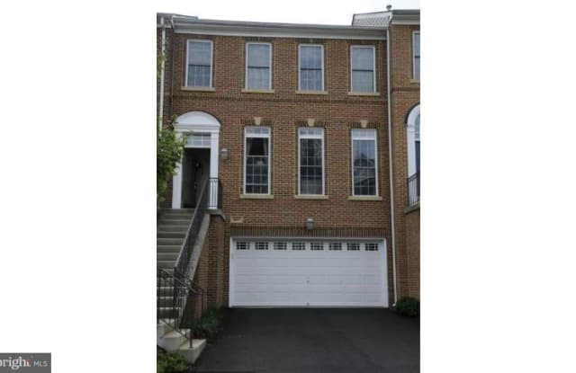 9967 CYRANDALL DRIVE - 9967 Cyrandall Dr, Oakton, VA 22124