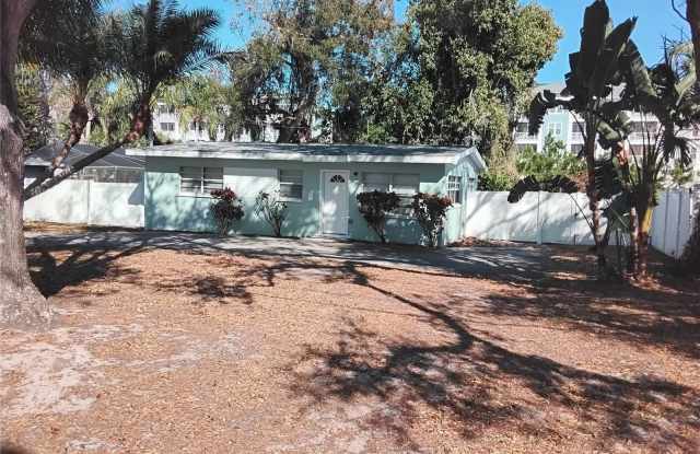 327 BARBARA CIRCLE Gallery 3
