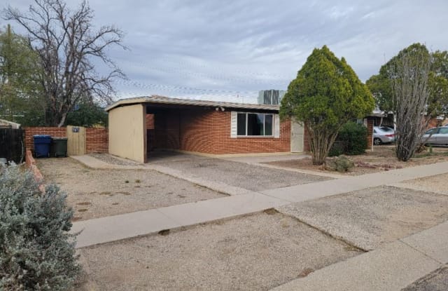 8257 E Beverly St - 8257 East Beverly Street, Tucson, AZ 85710