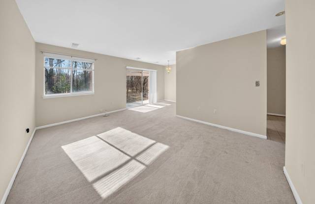 3364 Hewitt Avenue - 301#301 Gallery 4