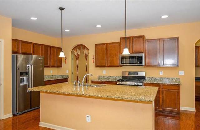 4215 Brumby Lane Gallery 4