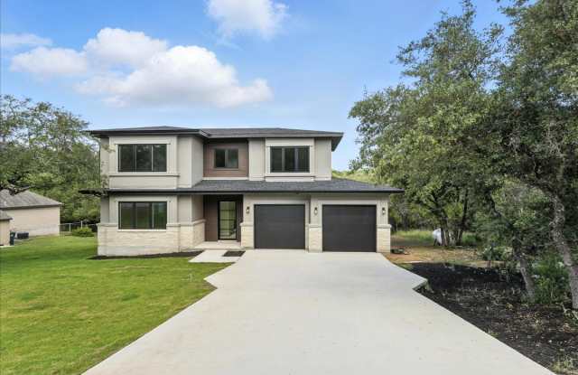 512 Cowal Dr S photos photos