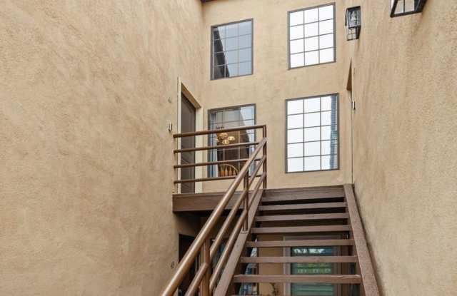421 Coral Reef Dr Unit 44 Gallery 3