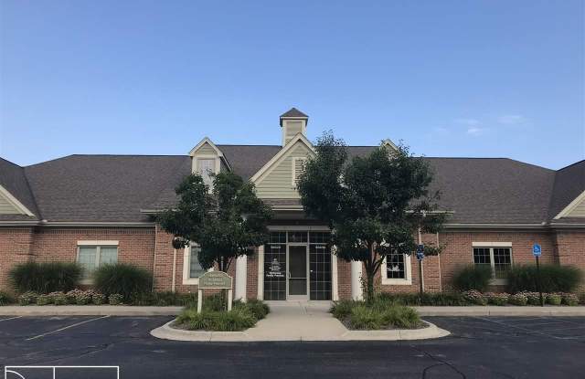 36630 Heritage Dr - 36630 Heritage Dr, Richmond, MI 48062