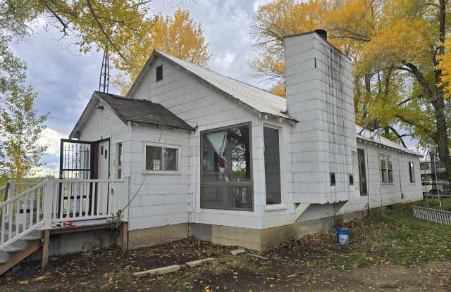 33882 N Highway 13 - 33882 North Highway 13, Moffat County, CO 81625