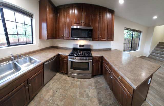 LOCATION-CLOSE PROXIMITY TO POLY CAMPUS - 286 California Boulevard, San Luis Obispo, CA 93405