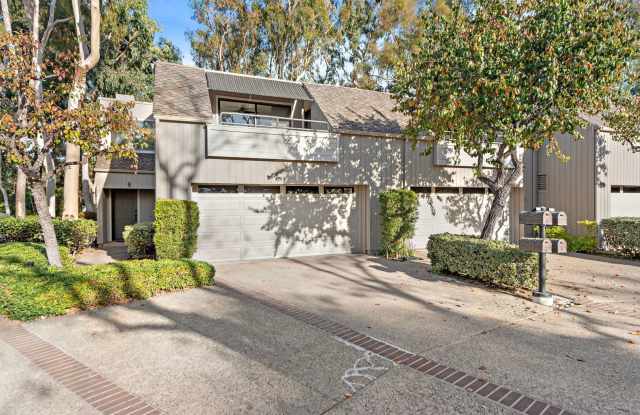 Charming Townhome in Turtle Rock photos photos