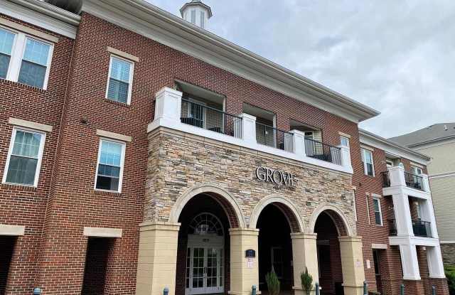 2321 25TH Street S unit: 2-213 - 2321 25th Street South, Arlington, VA 22206