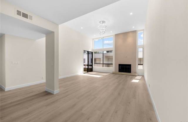 4641 Fulton Avenue Gallery 2