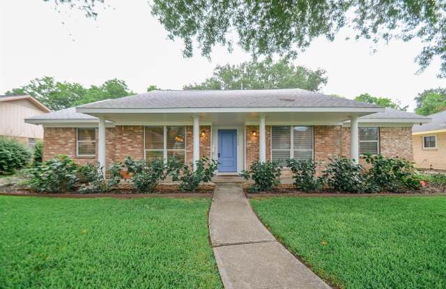 7622 Braesglen Drive - 7622 Braesglen Drive, Houston, TX 77071