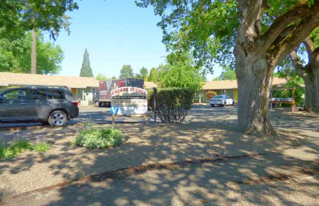 Rent Special!! 2-bedroom Single Level Apartment photos photos