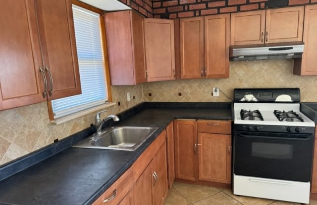 52 Dayton St - 52 Dayton Street, Paterson, NJ 07501