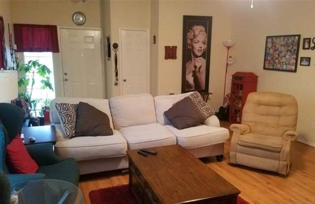 812 Saint Andrews Court Gallery 4
