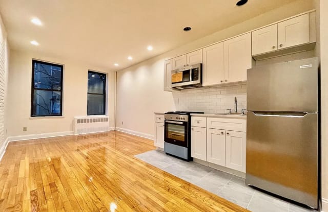 325 E 34th St - 325 East 34th Street, New York City, NY 10016