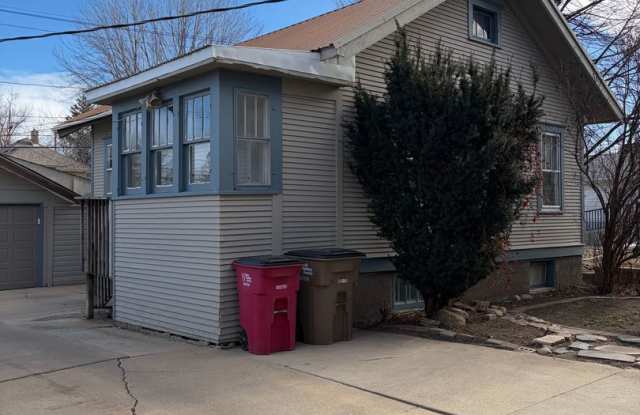 918 S 1st photos photos