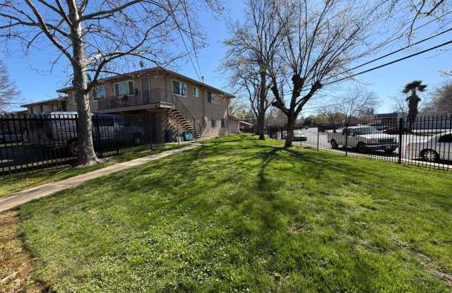 2 bedroom 1 bath 2044 Benita Dr Unit #4 in Rancho Cordova, 95670 photos photos