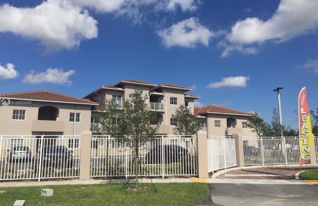211 W 79th Pl - 211 W 79th Pl, Hialeah, FL 33014