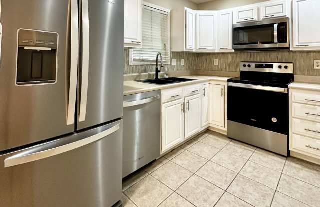 750 Erow Avenue - 1 Gallery 2