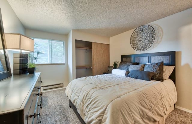 The Park at Cooper Point Apartments Gallery 3