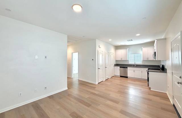 Two Bedroom, Two Bathroom available Gallery 3