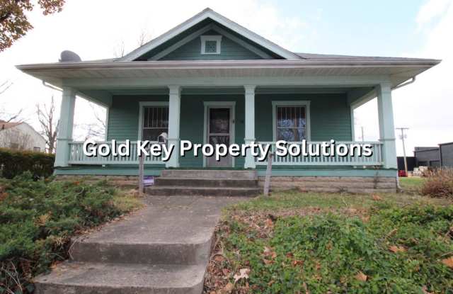 Huge 2 BR 1 BA with Garage and Covered Porch (NO SECTION 8) photos photos