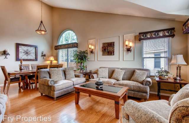 10373 Blossom Court Gallery 4